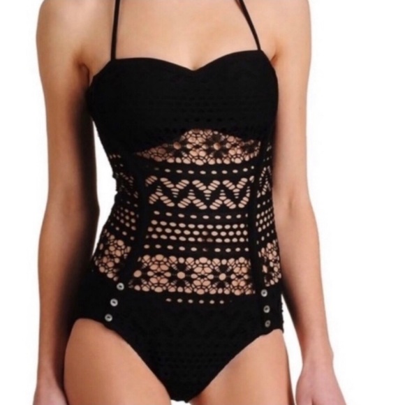 Black lace bathing suit,one piece, US 6 - Picture 5 of 9